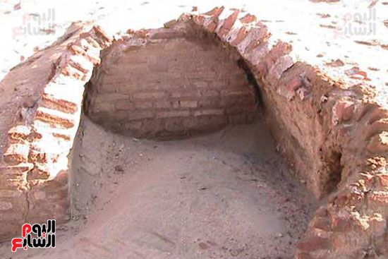  أطلال دهاليز بمنطقة الفرما الأثرية