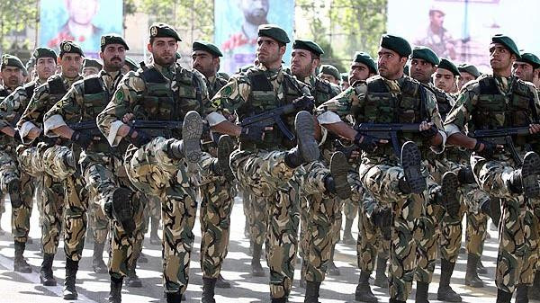 الجيش الإيرانى