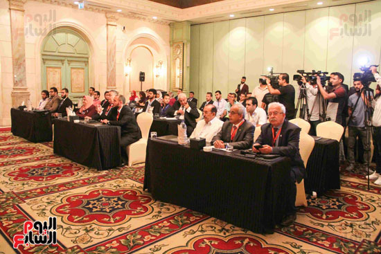 المؤتمر السنوى السادس لكلية الجراحين (5)