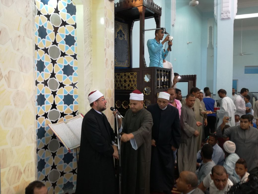 .. وزير الأوقاف يفتتح مسجد العتيق بالضبعية غرب الأقصر (2)
