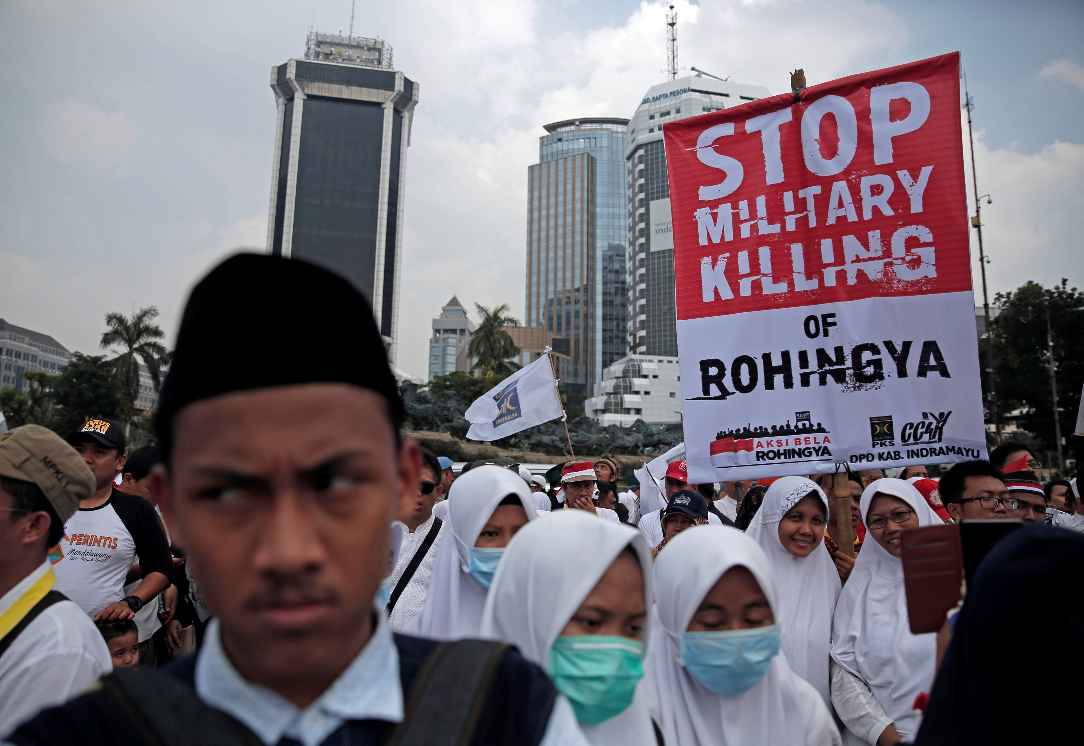 مظاهرات فى اندونيسيا ضد المذابح للروهينجا