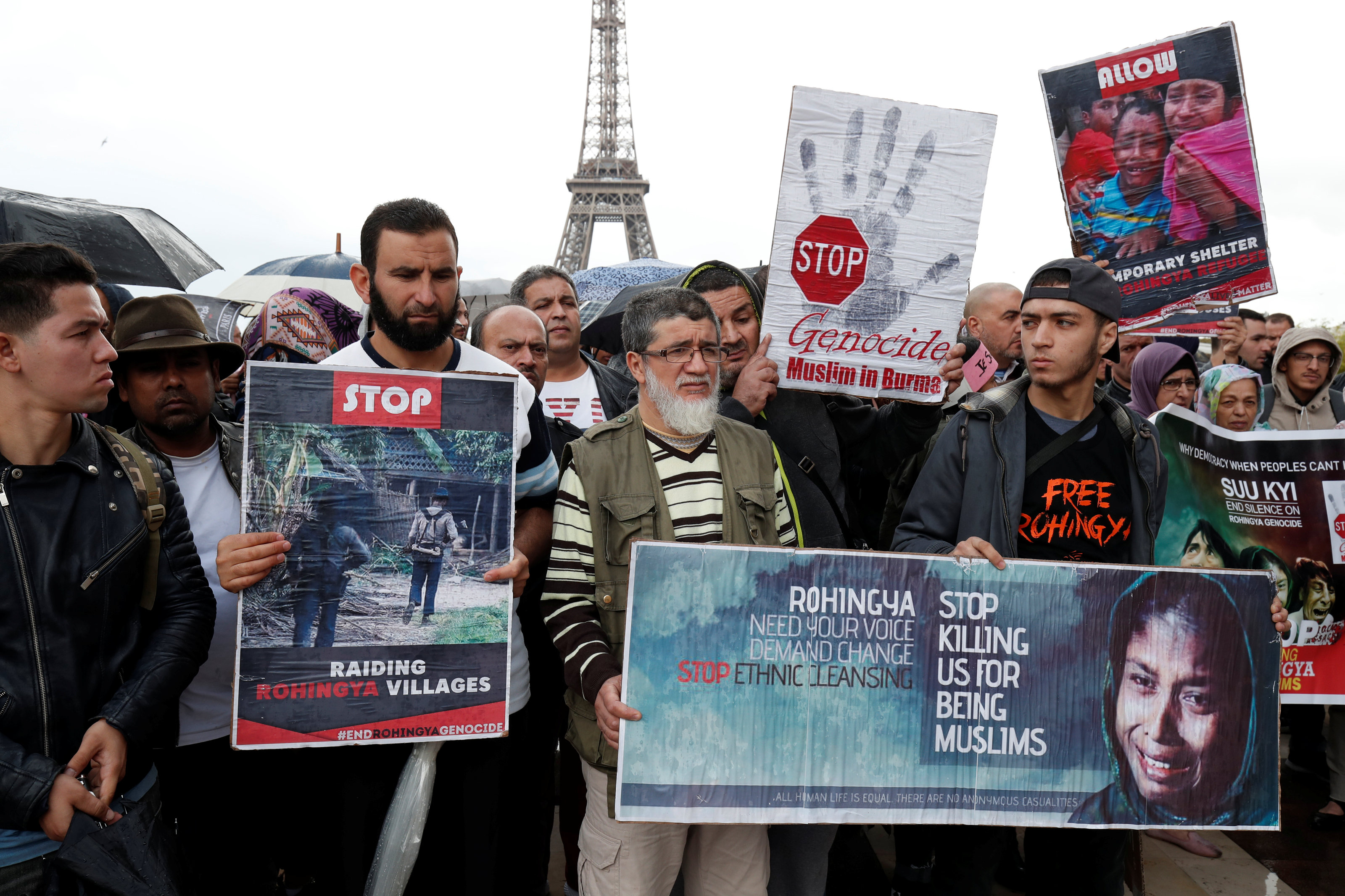 احتجاجات فى باريس بسبب المجازر ضد الروهينجا
