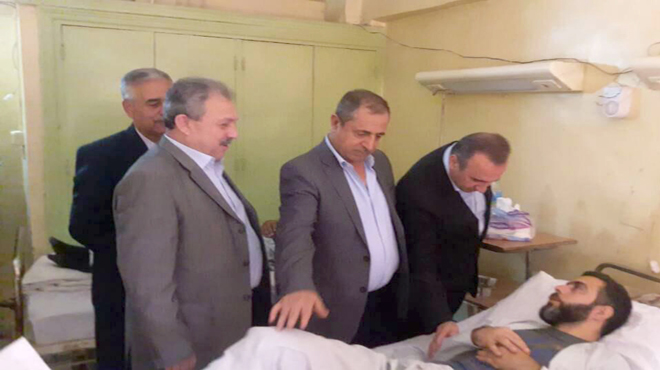 وفد حكومى سورى يزور المصابين فى مستشفيات مدينة دير الزور