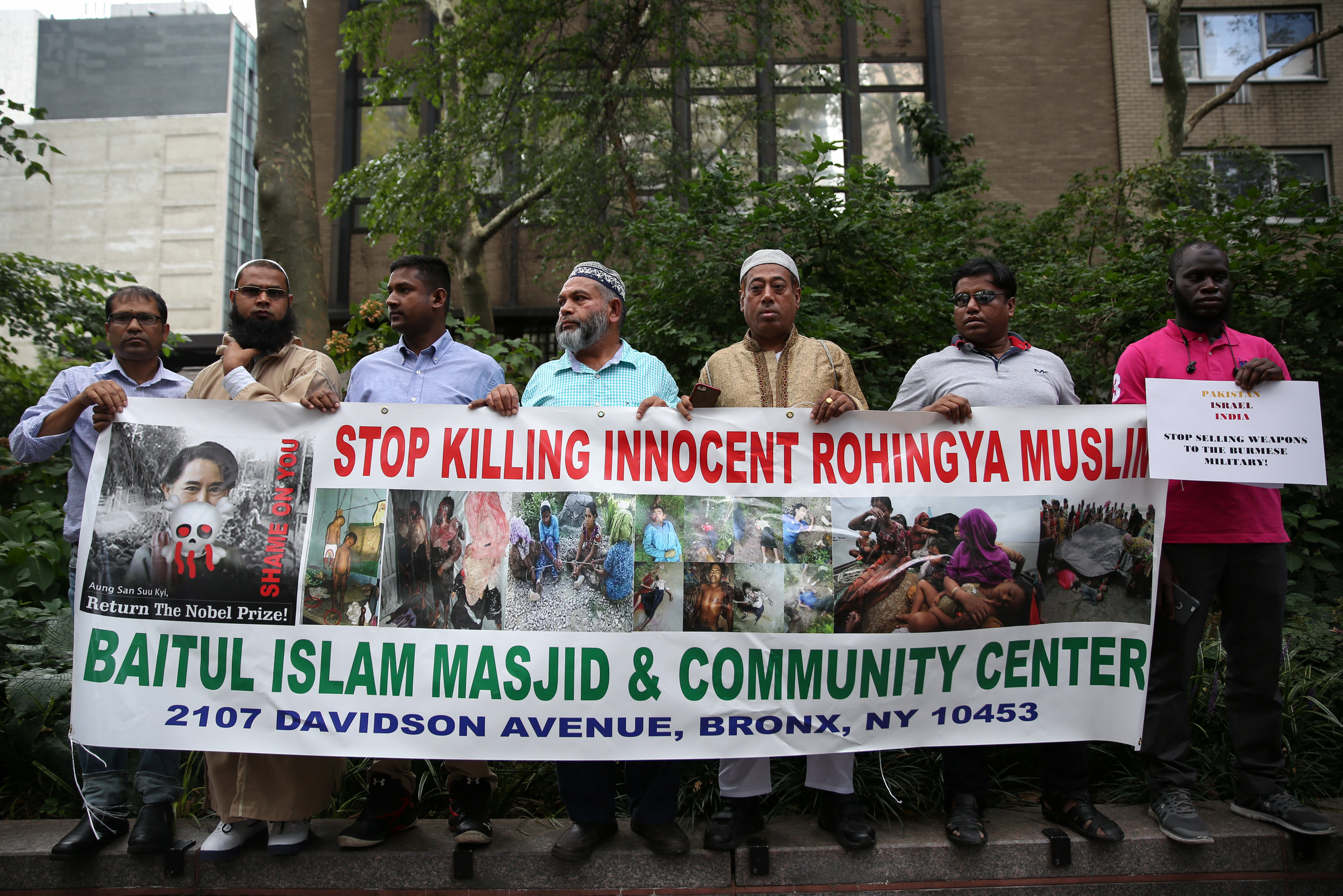 مسلمو أمريكا ينددون بالعنف ضد الروهينجا
