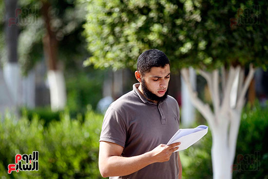 خالد عبد الغفار يشهد أداء تحية العلم وطابور عرض لطلاب جامعة عين شمس  (33)