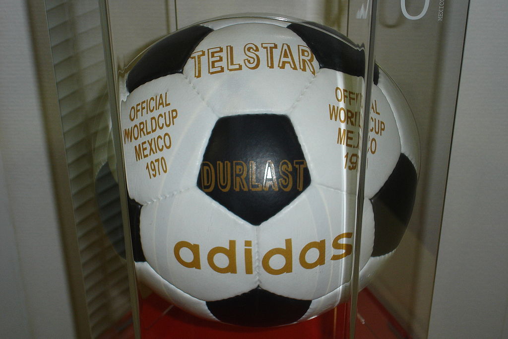 1024px-Adidas_Telstar_Mexico_1970_Official_ball
