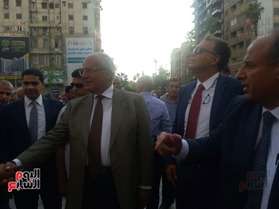 وزير-النقل-والتنمية-المحلية-فى-الاسكندرية-(2)