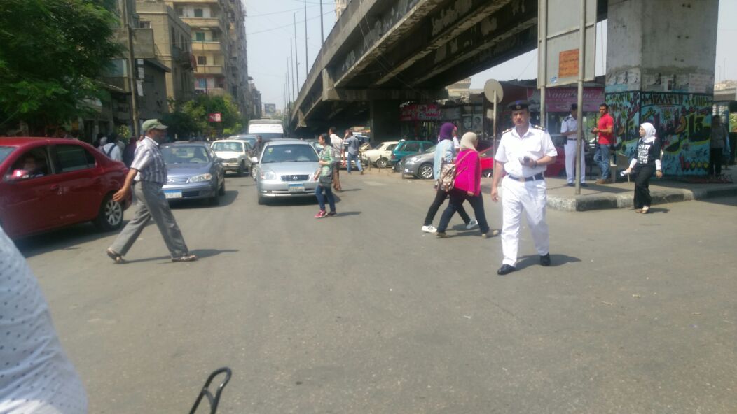 مدير امن القاهرة يقود حملات ازالة الاشغالات بشوارع العاصمة (1)