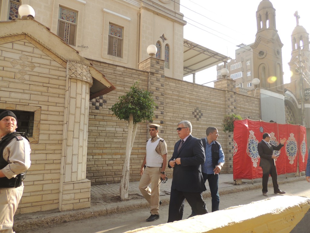  تفقد الكنائس