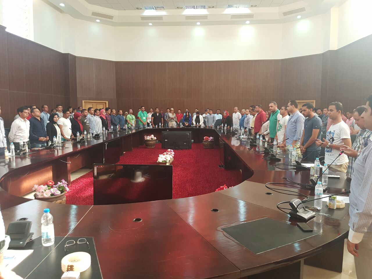 محافظ البحر الأحمر يلتقى بشباب جمعية من أجل مصر  (4)