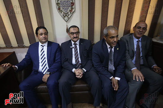 أعضاء البرلمان فى زيارة لقسم شرطة روض الفرج و الشرابية و عين شمس (22)