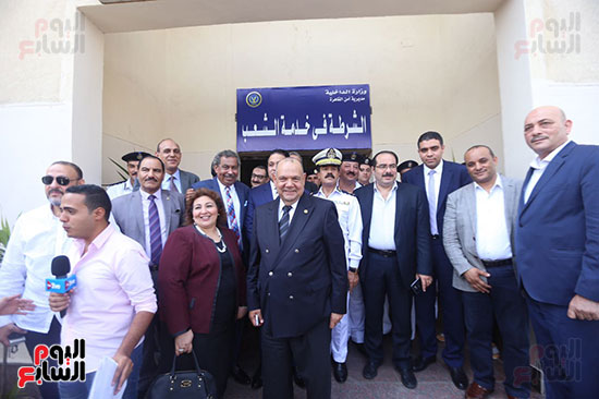أعضاء البرلمان فى زيارة لقسم شرطة روض الفرج و الشرابية و عين شمس (19)