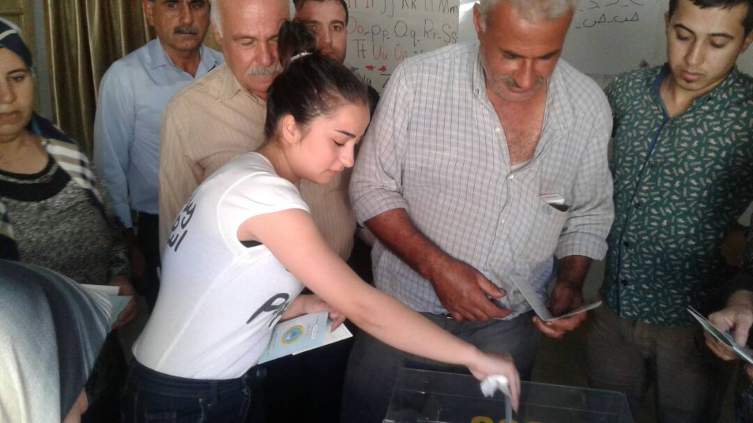 الأكراد يقبلون على انتخابات الكومينات شمال سوريا