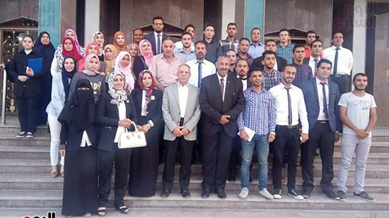 محافظ شمال سيناء يبحث مشاكل الشباب ومتطلباتهم بحوار مفتوح (3)