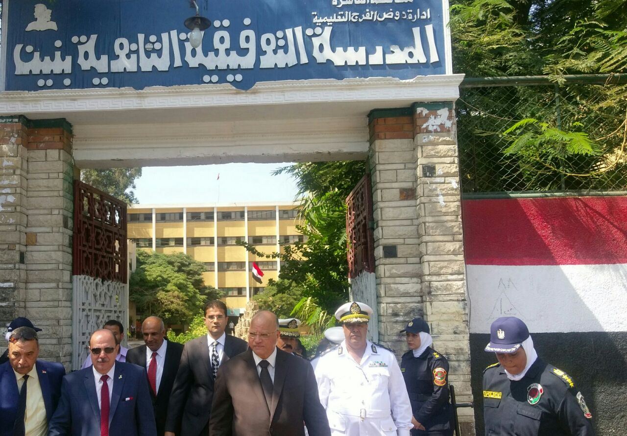 مدير امن القاهرة يتفقد انتشار القوات لتأمين المدارس بالقاهرة (2)