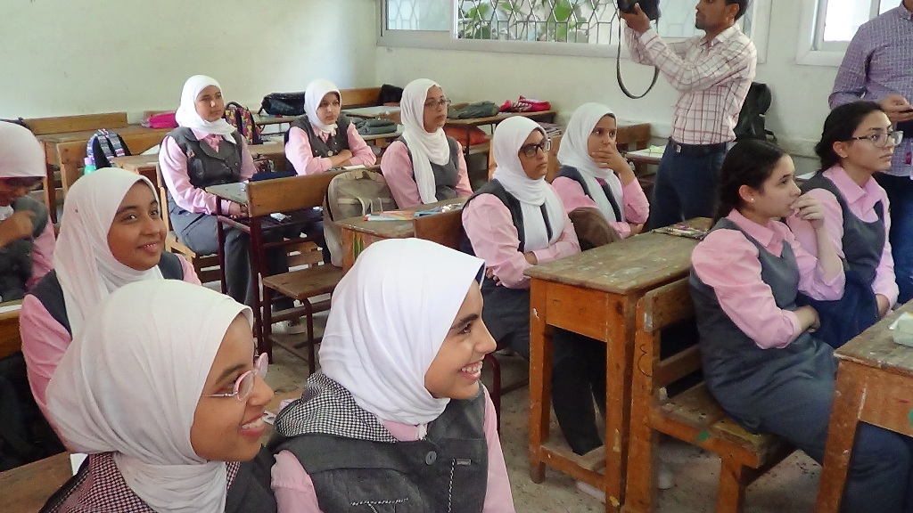 اللواء علاء ابو زيد يتابع بدء العملية التعليمية بمدارس مطروح