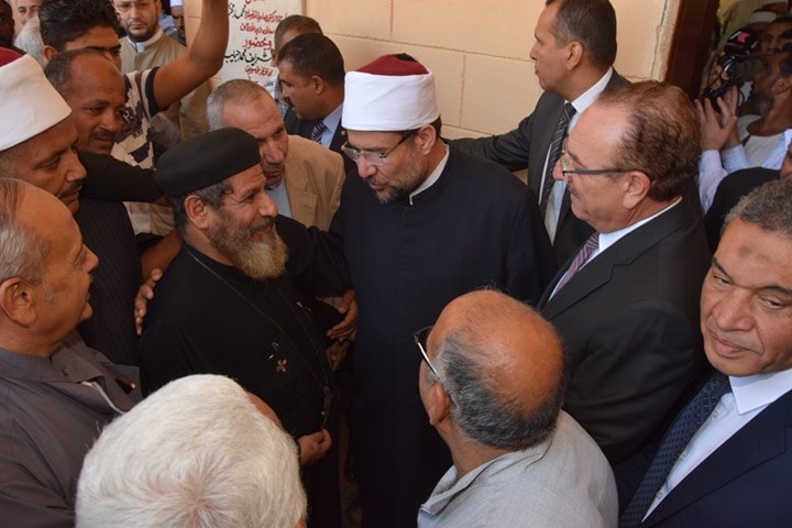 راعى كنيسة يشارك وزير الأوقاف افتتاح مسجد فى بنى سويف (5)