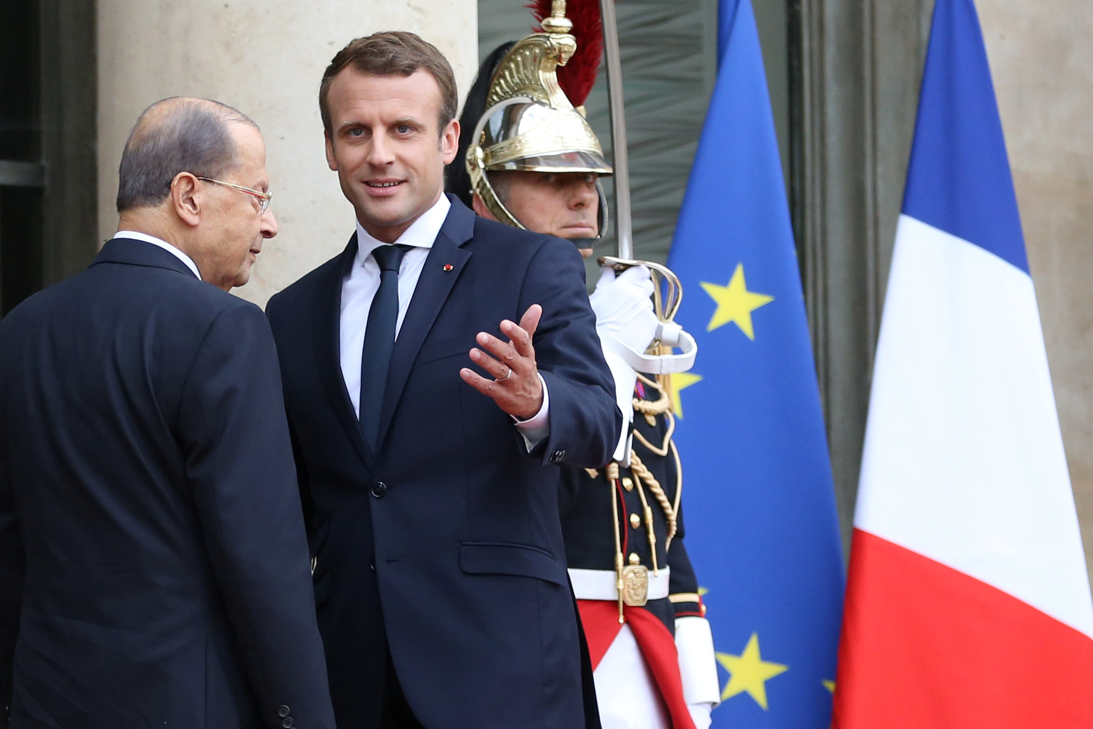 ماكرون يستقبل الرئيس اللبنانى