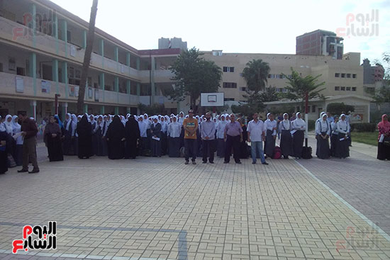 طابور الصباح بمدرسة الشهيد بركات الثانوية للبنات بكفر الشيخ