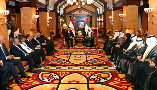 الرئيس السيسى يحضر المجلس الأسبوعى لولى عهد أبوظبى بالإمارات (5)