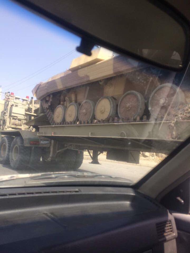تجهيزات الجيش الإيرانى الثقيلة فى الشوارع