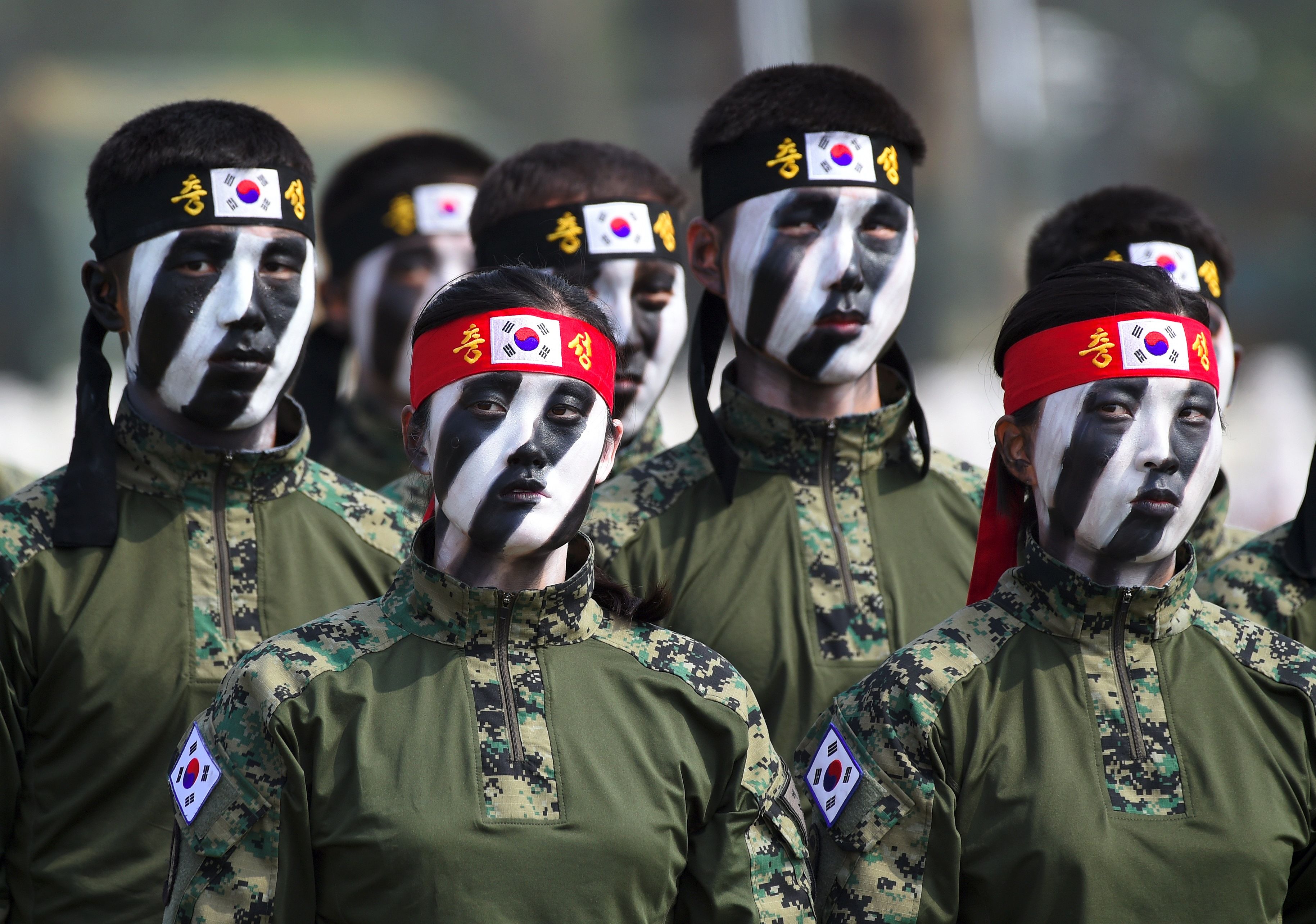 أفراد قتالية فى جيش كوريا الجنوبية