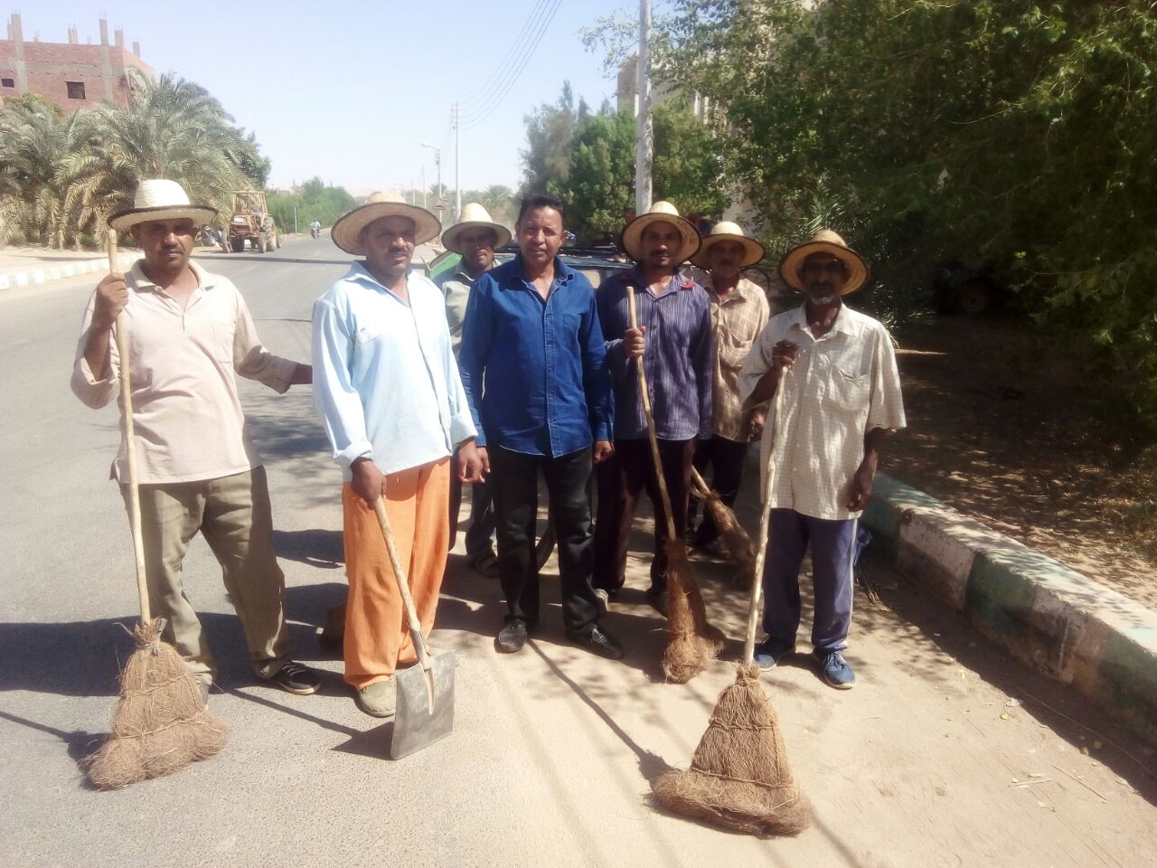 تطهير وكنس الشوارع 