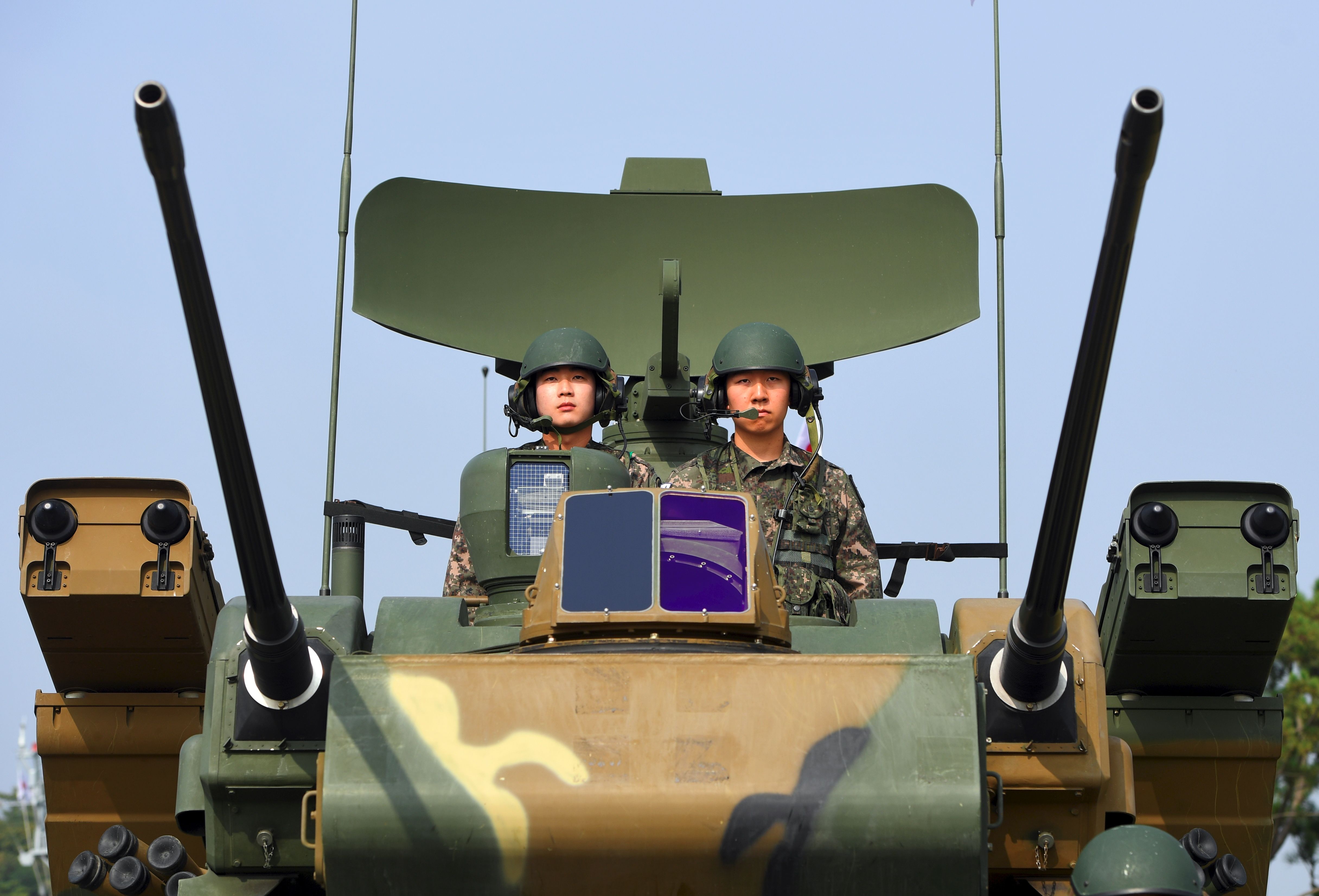 قوات كوريا الجنوبية تحتفل بيوم القوات المسلحة