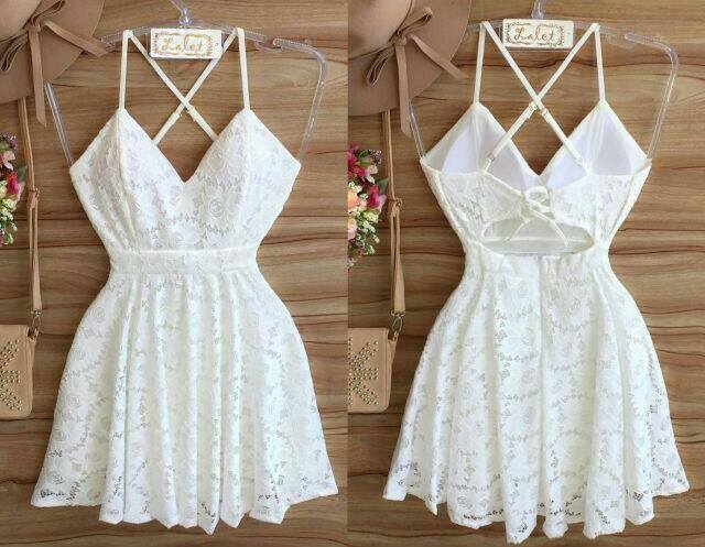 الفستان الأبيض