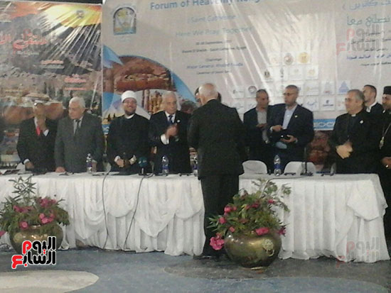 مؤتمر ملتقى الأديان لتنشيط السياحة الدينية  (6)