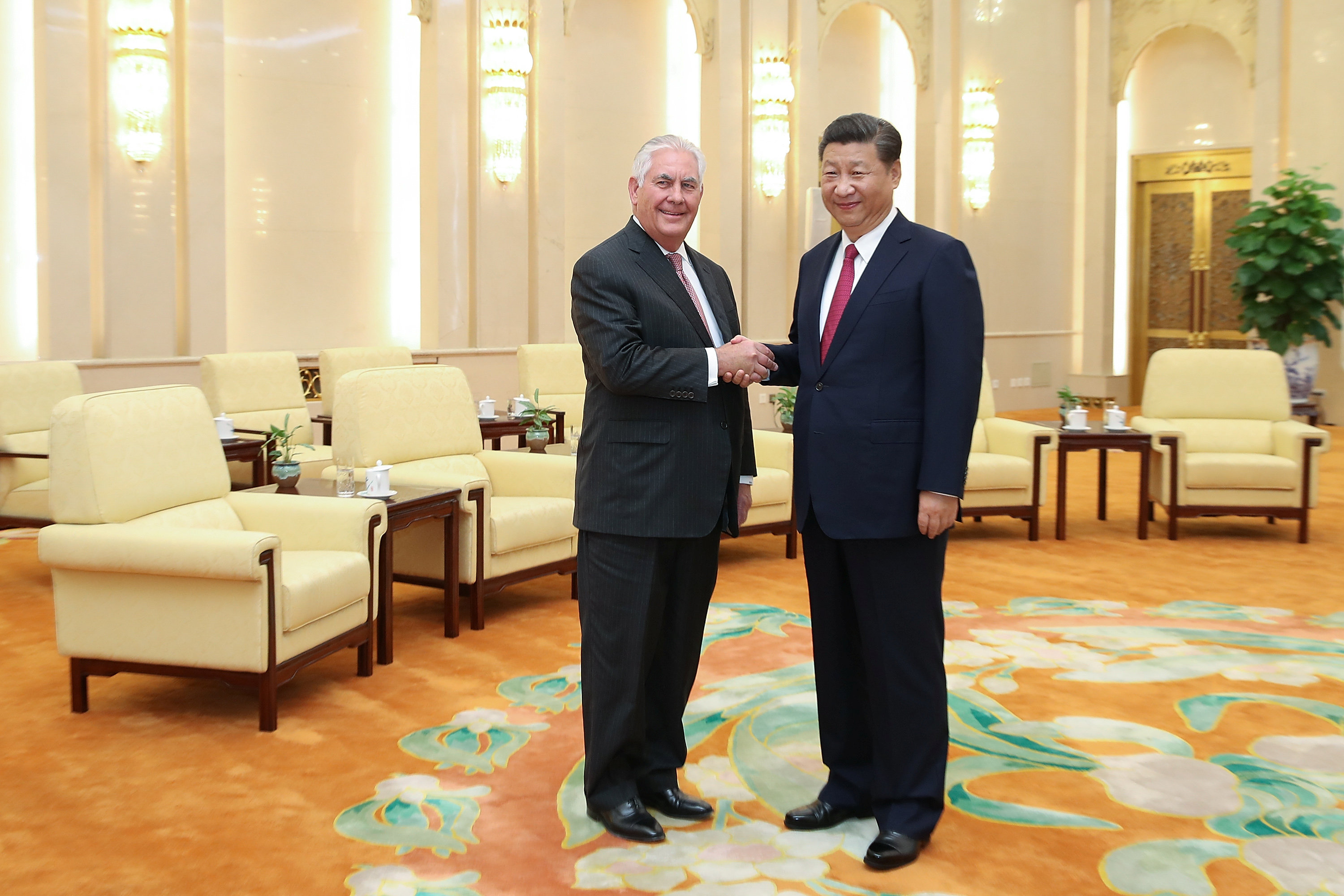 صورة تذكارية للرئيس الصينى ووزير الخارجية الأمريكى