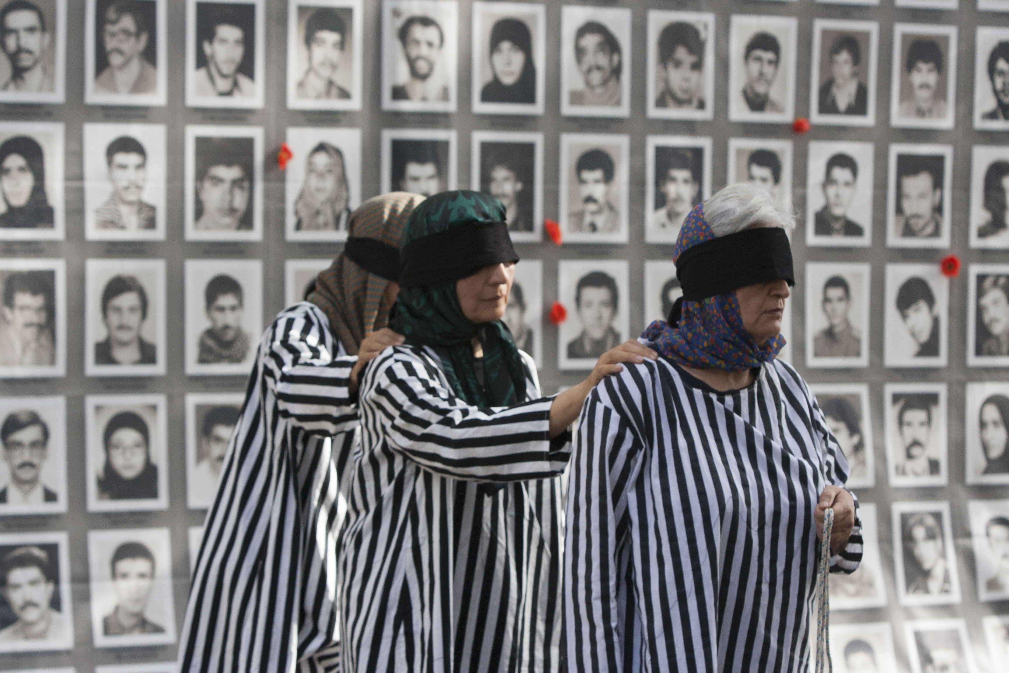 تنديد بالاعدامات داخل إيران