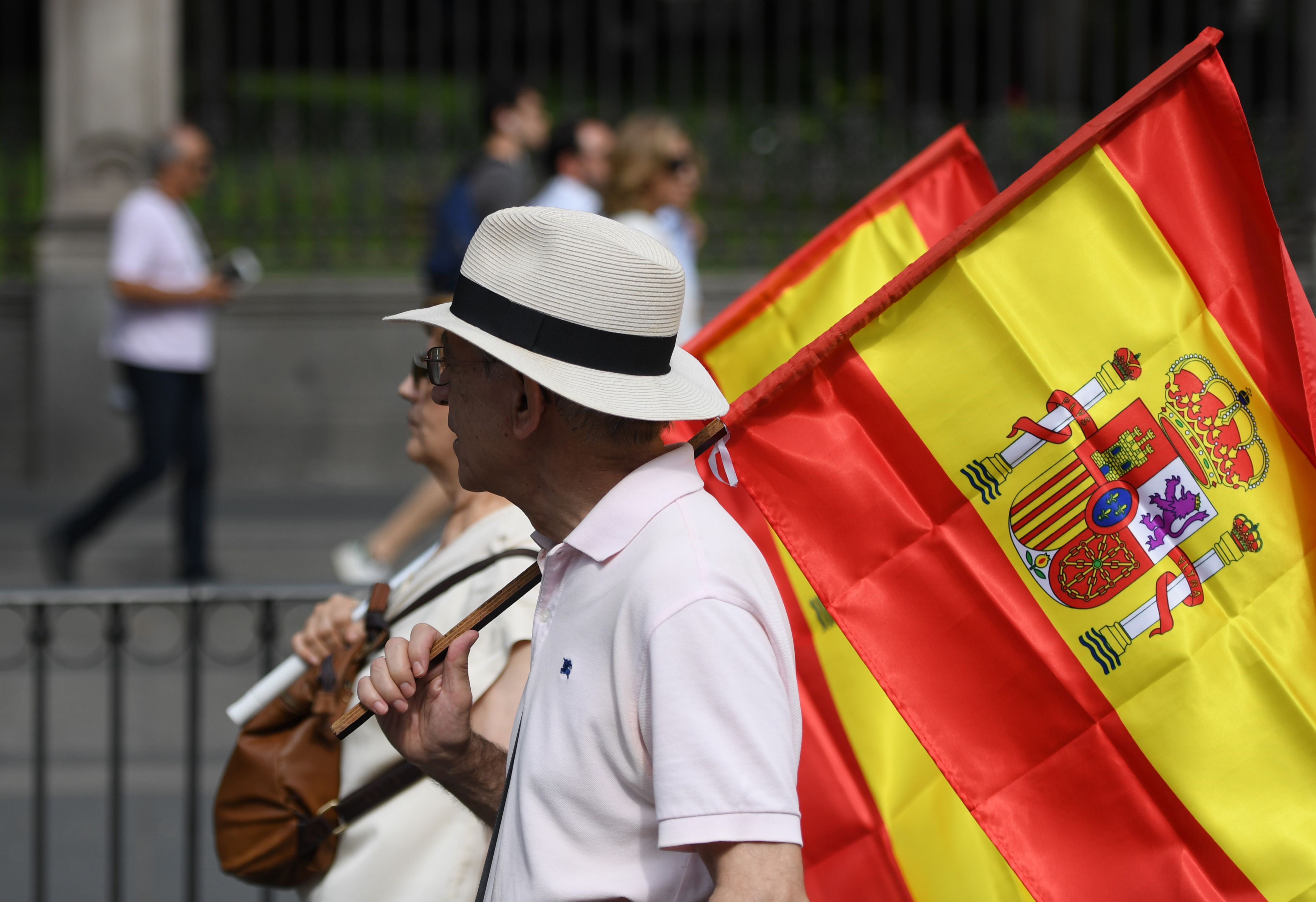 الأعلام الإسبانية