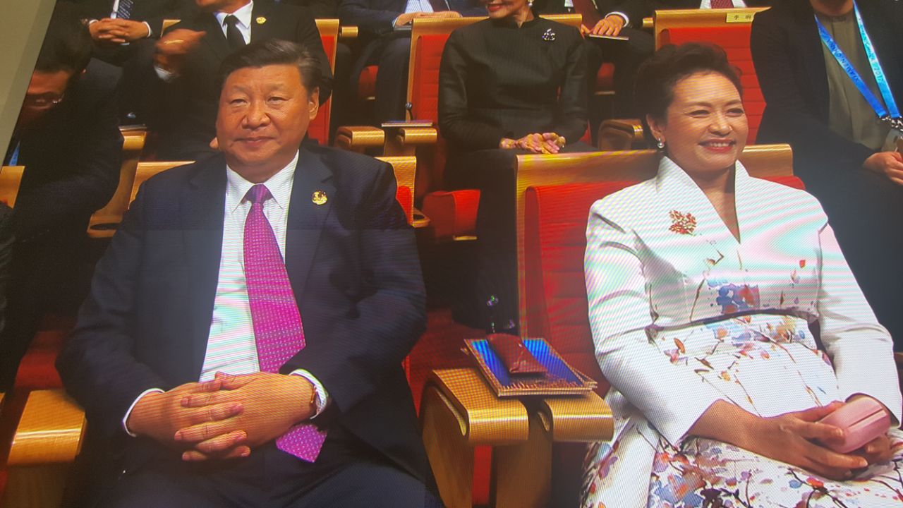 الرئيس الصيني شى جين بينج وحرمه