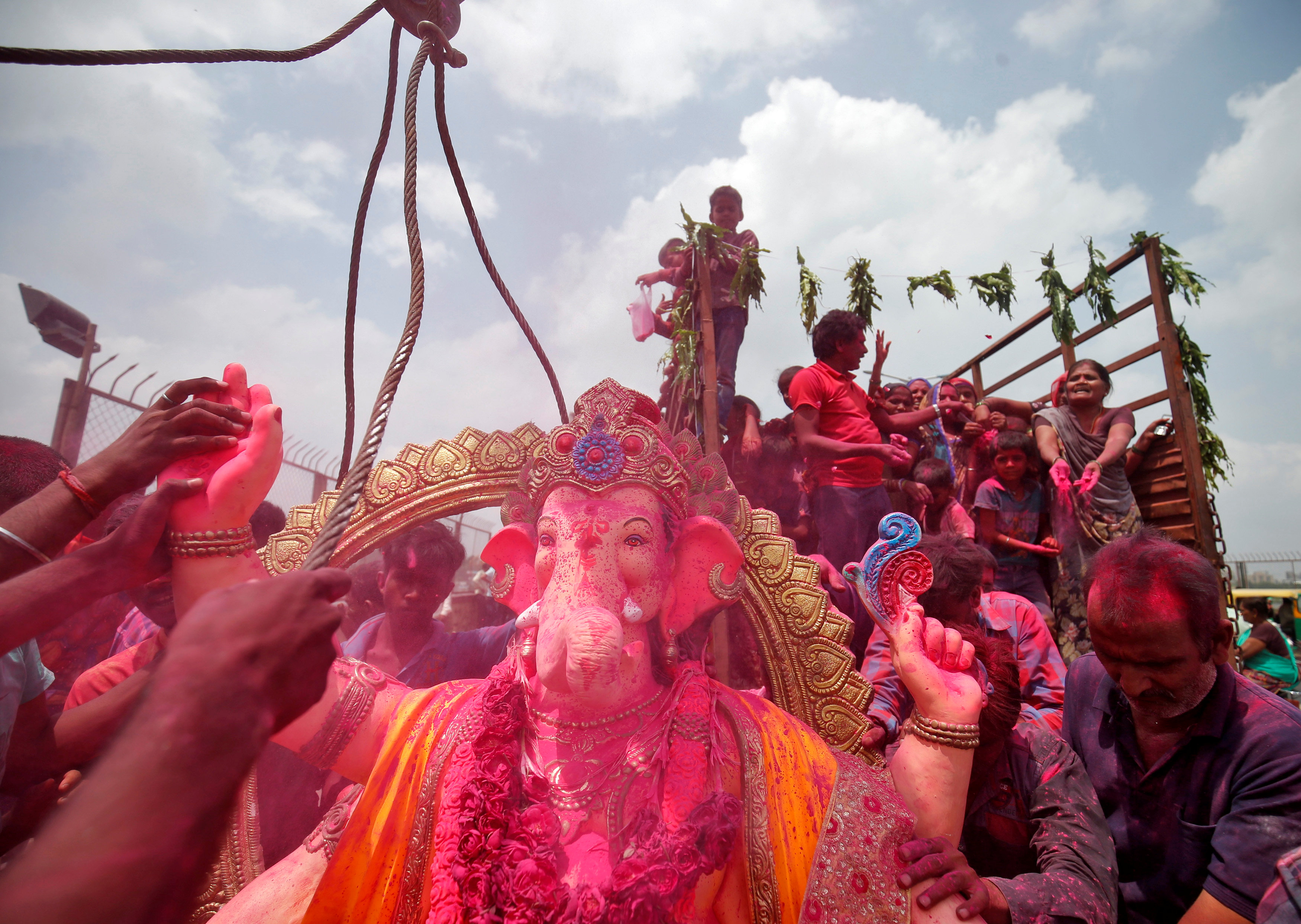انطلاق مهرجان الإله غانيش الفيل فى الهند لجلب الحظ والازدهار