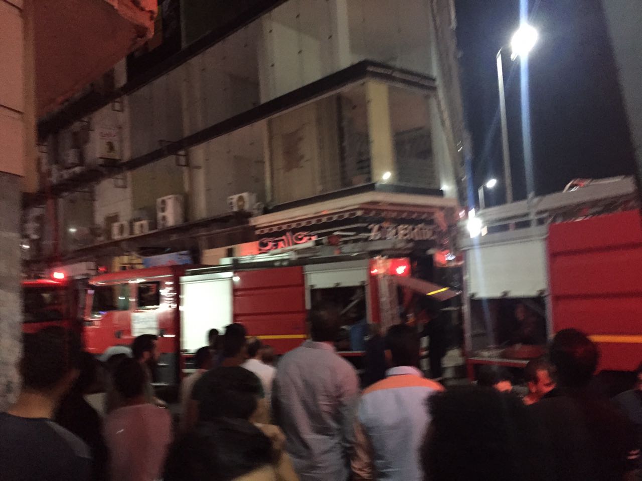 حريق هائل بمول بلازا بدمنهور حريق هائل بمول بلازا بدمنهور