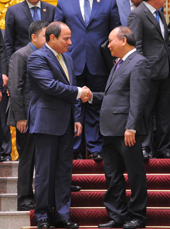 السيد الرئيس يلتقى رئيس الوزراء الفيتنامى‎ (8)
