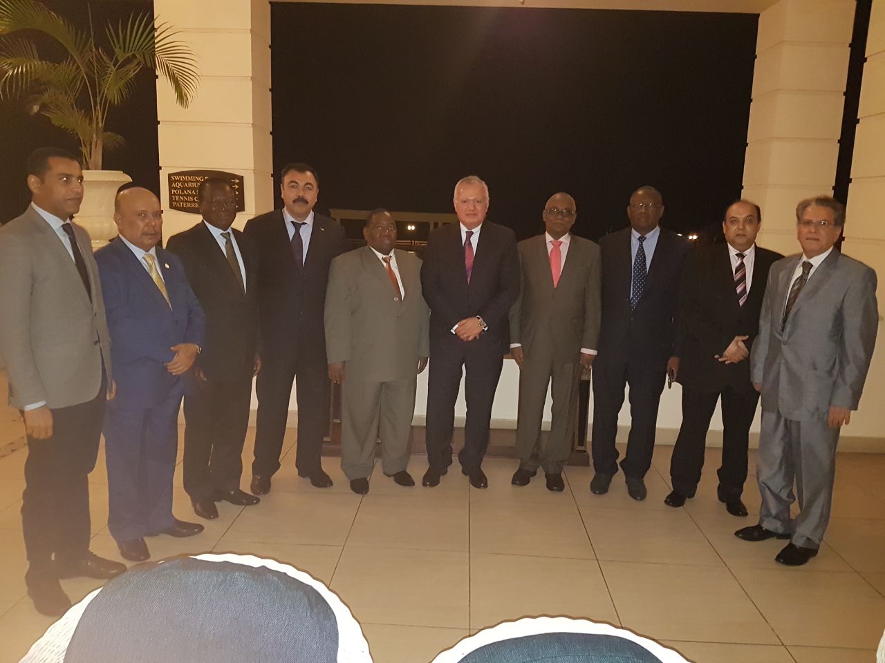السفير محمد العرابى مع السفراء الأفارقة فى موزمبيق