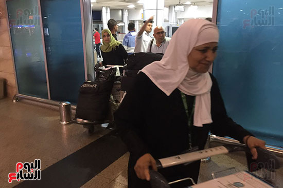 حجاج غزة يغادرون مطار القاهرة (23)