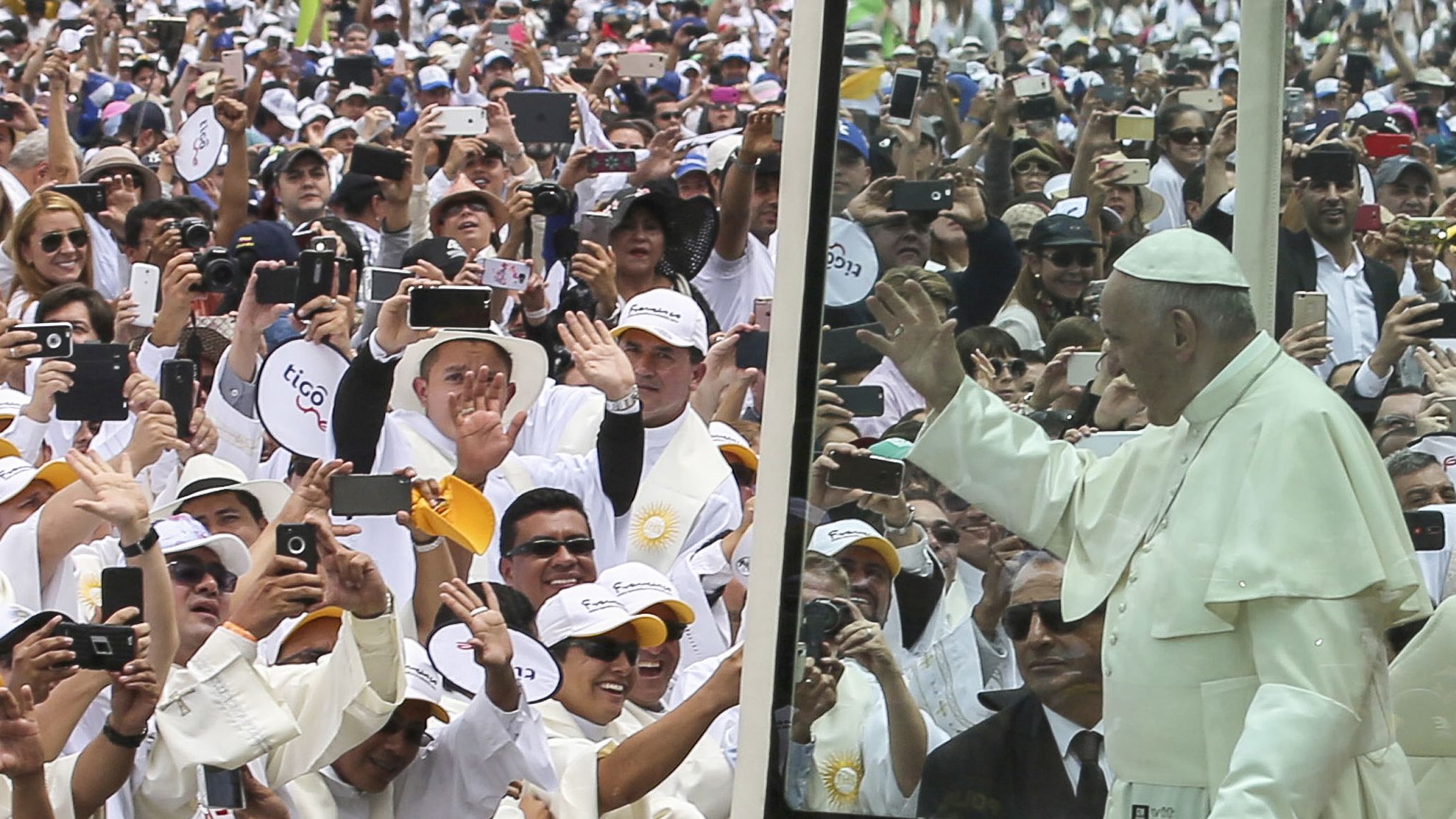 البابا في كولومبيا