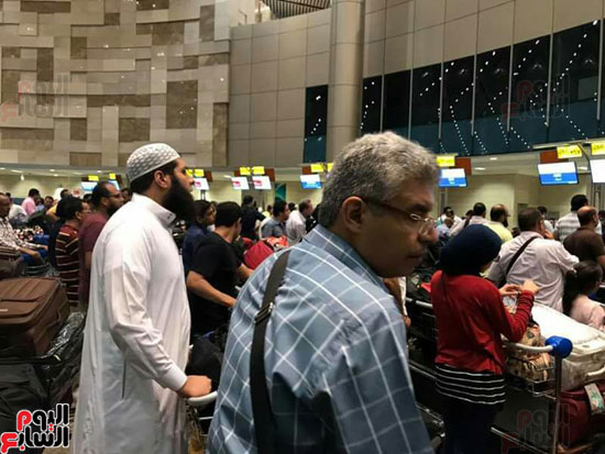 تكدس-المسافرين-على-الخطوط-السعودية-بمطار-القاهرة-(1)