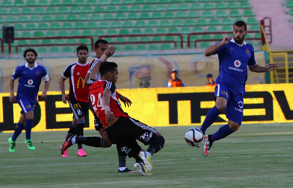 مباراة سابقة بين الأهلى و طلائع الجيش
