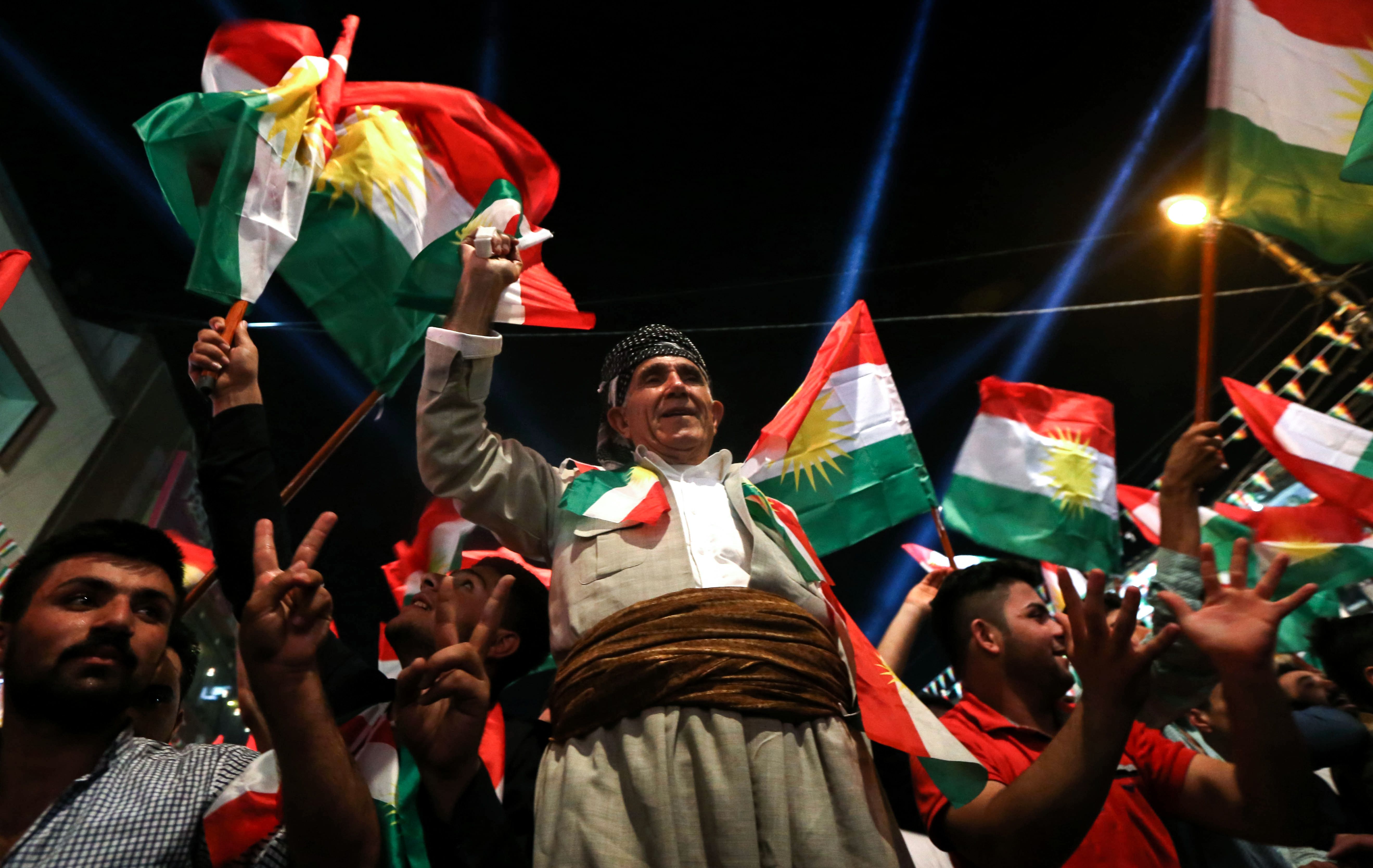 احتفالات كردية بقرب استفتاء الاستقلال عن العراق