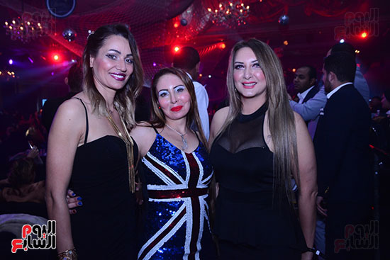 الديفا تحيى حفل ختام رأس السنة فى القاهرة الجديدة بحضور نجوم الفن (24)