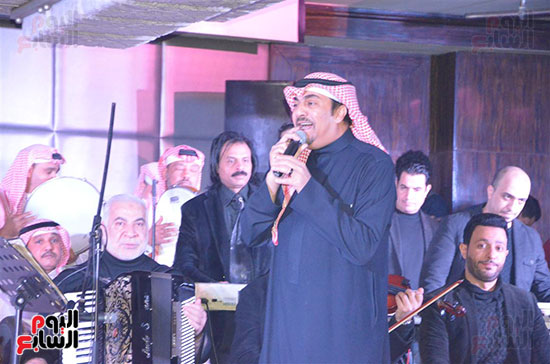 أحمد سعد وأمير عبد الله يقدمان أولى فقرات حفلهما فى ليلة رأس السنة (1)
