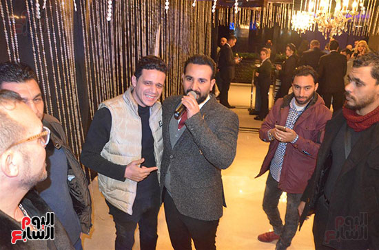 أحمد سعد وأمير عبد الله يقدمان أولى فقرات حفلهما فى ليلة رأس السنة (22)