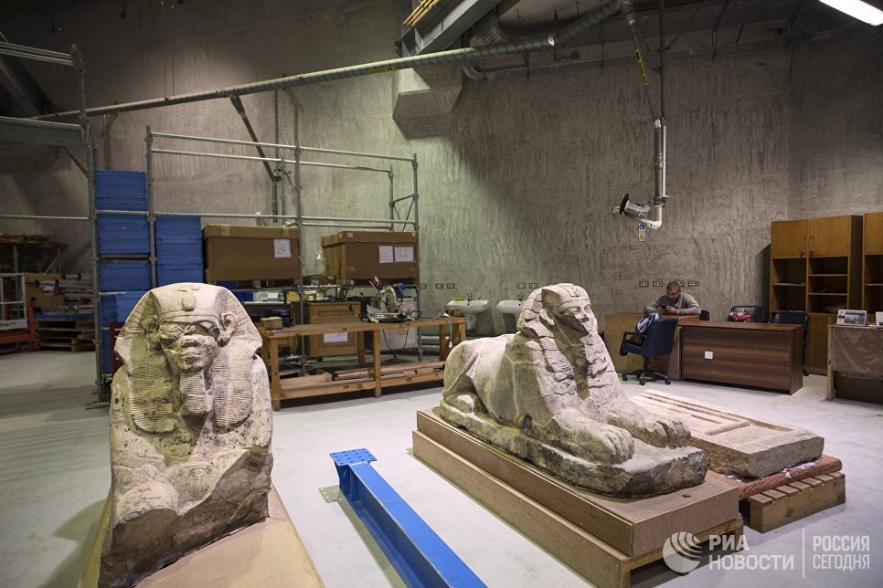 الآثار المعروضة فى المتحف المصري الكبير