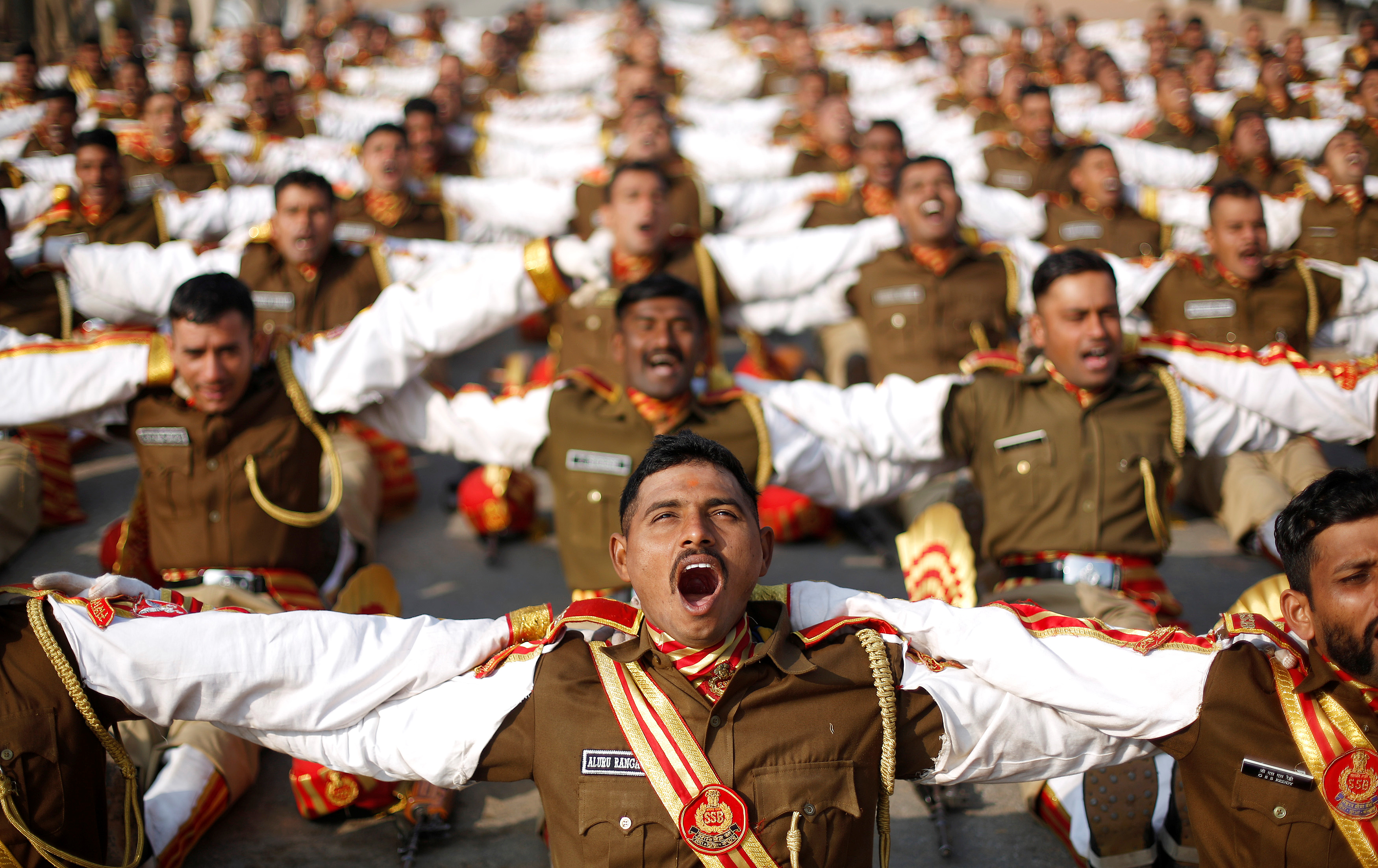 روض فنية وعسكرية خلال احتفالات الهند بيوم الجمهورية