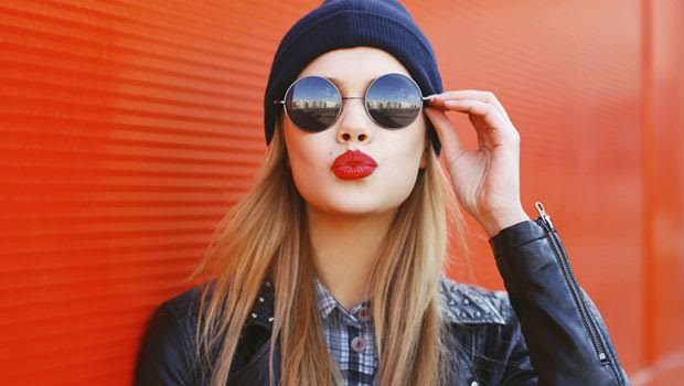 صور دلع بنات رقة وانوثة فتيات عبارات