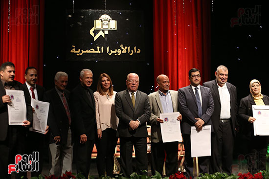 وزير الثقافة يكرم الفائزين بجائزة إحسان عبد القدوس (1)